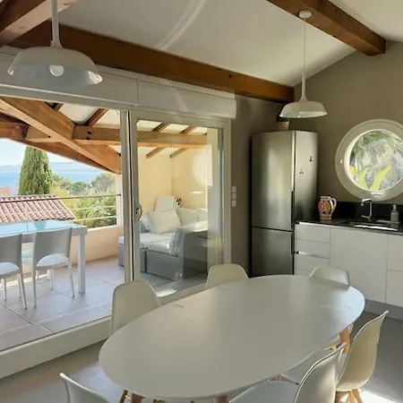 Vila Provencale Avec Vue Mer, Proche Centre Et Plages. Saint-Raphaël