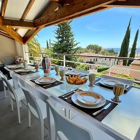 Villa Provencale Avec Vue Mer, Proche Centre Et Plages. Saint-Raphaël